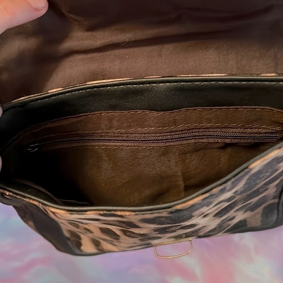 𝅺Jules & James Small Brown Animal Print Cross Body Bag Purse - Picture 5 of 6